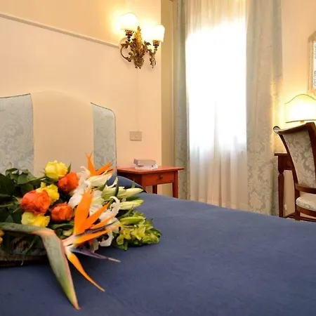 Ca Del Modena Only 3*
