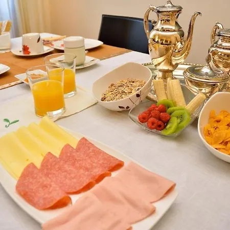 Alojamento de Acomodação e Pequeno-almoço Cà Del Modena 3*