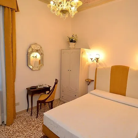 Alojamento de Acomodação e Pequeno-almoço Cà Del Modena 3*