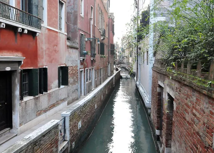 Bed and Breakfast Ca Del Modena Only