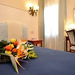 Ca Del Modena Only 3*