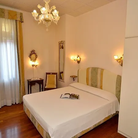Ca Del Modena Only ונציה